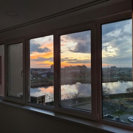 Luxury Panoramic Apartment Орадя Экстерьер фото