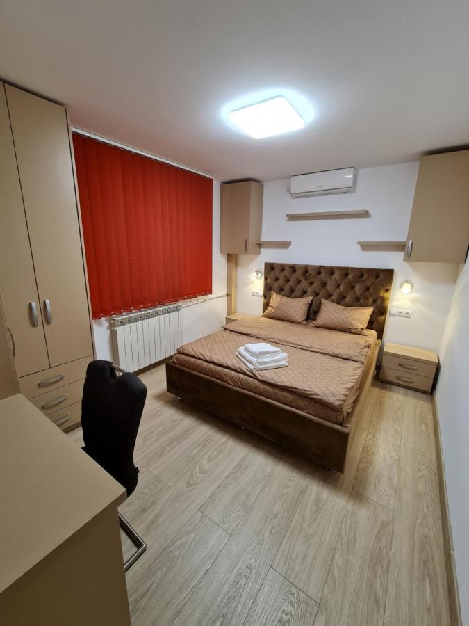 Luxury Panoramic Apartment Орадя Экстерьер фото